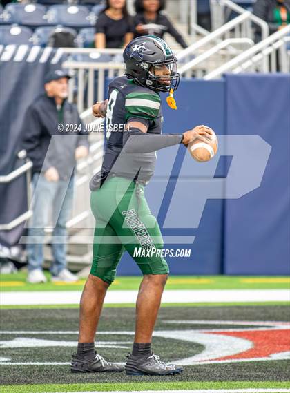 Thumbnail 3 in Fort Bend Marshall vs. Iowa Colony (UIL 5A- D2 Football Regional Semi)  photogallery.