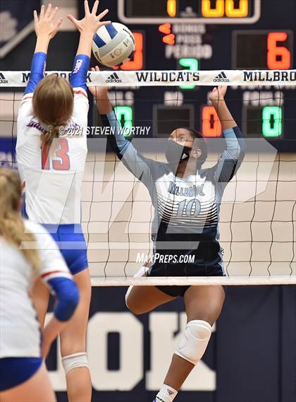 Thumbnail 1 in Wake Forest @ Millbrook photogallery.