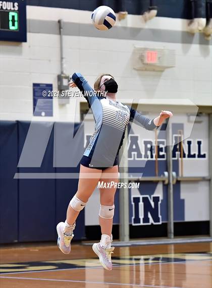 Thumbnail 3 in Wake Forest @ Millbrook photogallery.