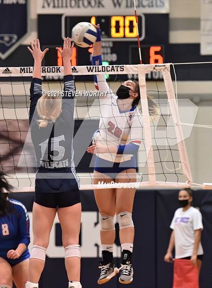 Thumbnail 3 in Wake Forest @ Millbrook photogallery.