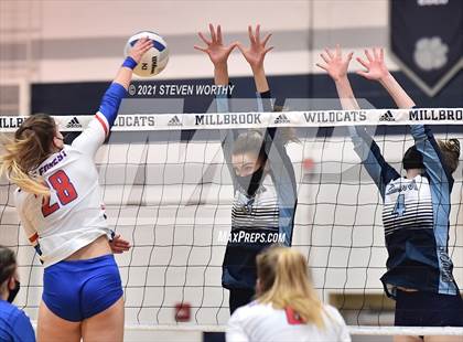 Thumbnail 1 in Wake Forest @ Millbrook photogallery.