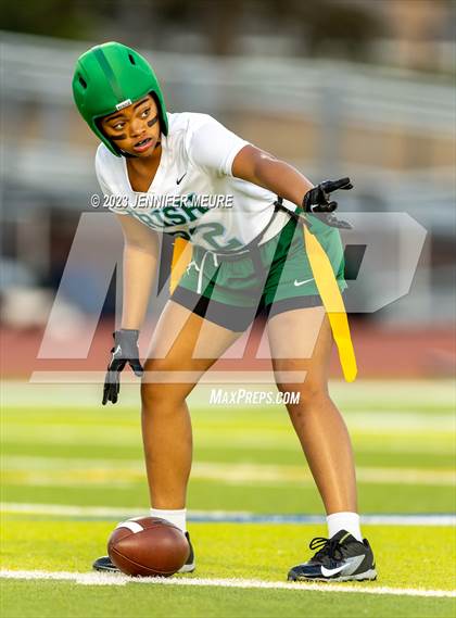 Thumbnail 3 in Sacred Heart Cathedral Preparatory vs. Monte Vista photogallery.