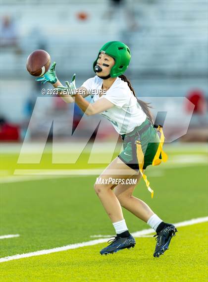 Thumbnail 1 in Sacred Heart Cathedral Preparatory vs. Monte Vista photogallery.