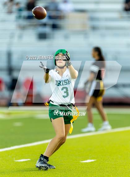 Thumbnail 2 in Sacred Heart Cathedral Preparatory vs. Monte Vista photogallery.