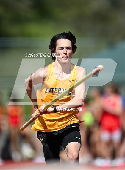 Thumbnail 1 in Eagle Relays (Pole Vault) photogallery.