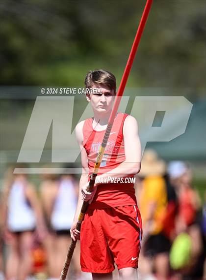 Thumbnail 3 in Eagle Relays (Pole Vault) photogallery.