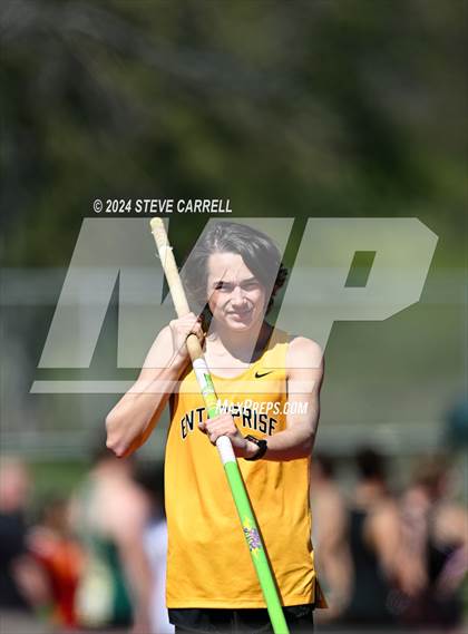 Thumbnail 1 in Eagle Relays (Pole Vault) photogallery.