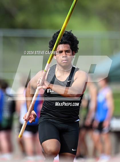 Thumbnail 1 in Eagle Relays (Pole Vault) photogallery.