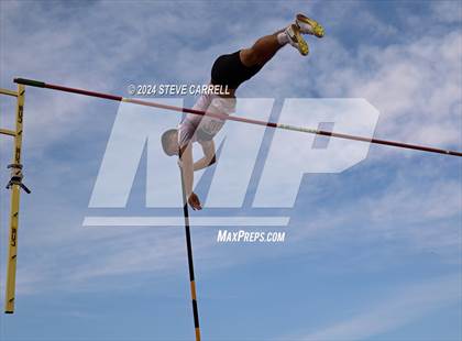 Thumbnail 1 in Eagle Relays (Pole Vault) photogallery.