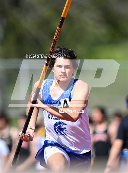 Thumbnail 1 in Eagle Relays (Pole Vault) photogallery.