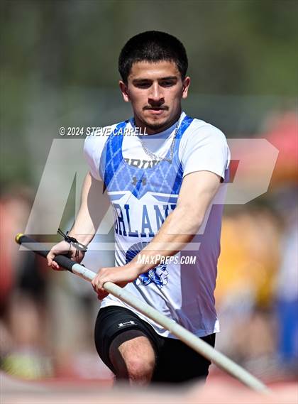 Thumbnail 3 in Eagle Relays (Pole Vault) photogallery.