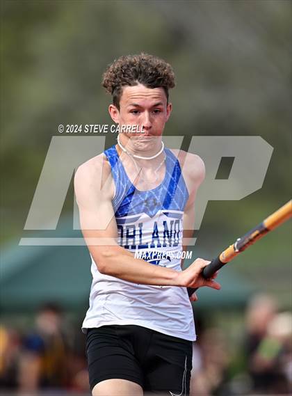 Thumbnail 2 in Eagle Relays (Pole Vault) photogallery.