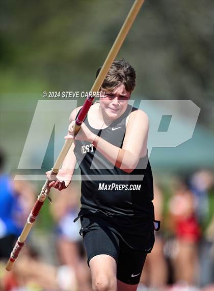 Thumbnail 2 in Eagle Relays (Pole Vault) photogallery.