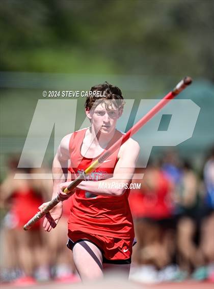 Thumbnail 2 in Eagle Relays (Pole Vault) photogallery.
