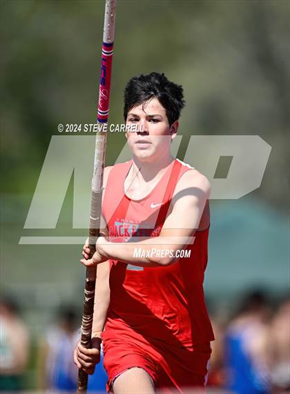 Thumbnail 3 in Eagle Relays (Pole Vault) photogallery.