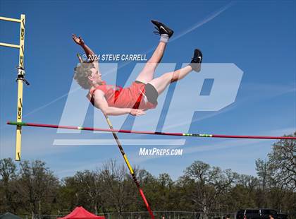 Thumbnail 3 in Eagle Relays (Pole Vault) photogallery.