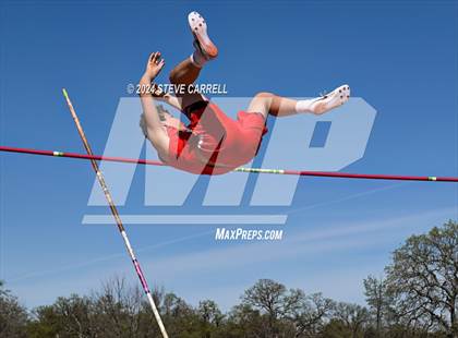 Thumbnail 2 in Eagle Relays (Pole Vault) photogallery.