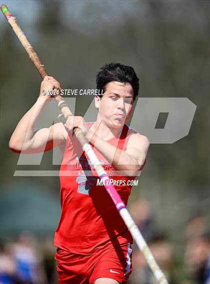 Thumbnail 2 in Eagle Relays (Pole Vault) photogallery.