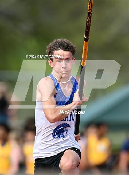 Thumbnail 1 in Eagle Relays (Pole Vault) photogallery.