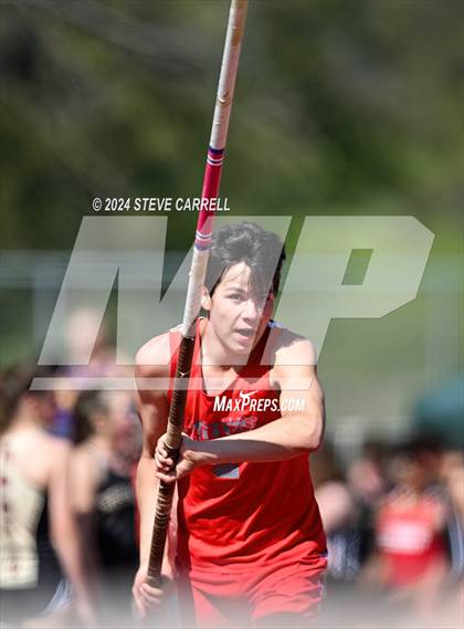 Thumbnail 3 in Eagle Relays (Pole Vault) photogallery.