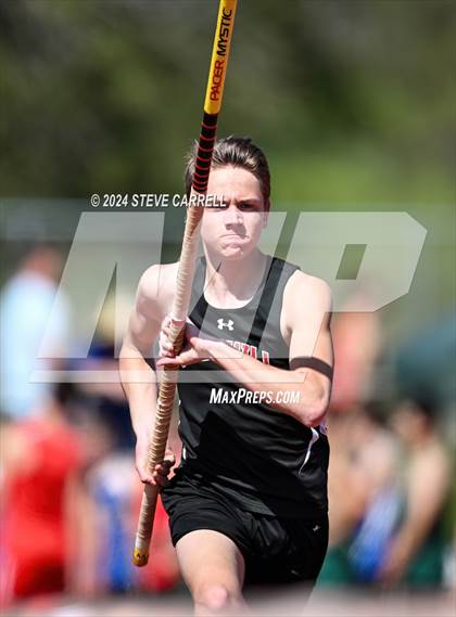 Thumbnail 3 in Eagle Relays (Pole Vault) photogallery.