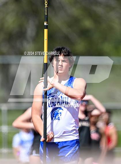 Thumbnail 3 in Eagle Relays (Pole Vault) photogallery.