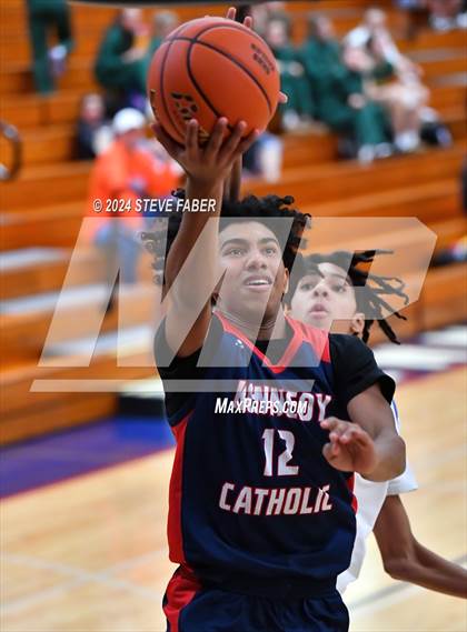 Thumbnail 3 in Graham-Kapowsin @ Kennedy Catholic photogallery.