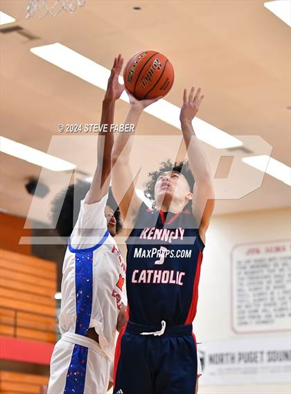 Thumbnail 3 in Graham-Kapowsin @ Kennedy Catholic photogallery.