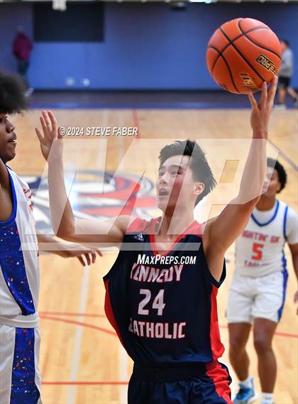 Thumbnail 3 in Graham-Kapowsin @ Kennedy Catholic photogallery.