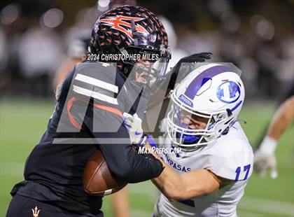 Thumbnail 3 in Lampasas vs. Dumas (UIL Football 4A Area Playoff) photogallery.