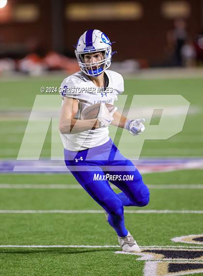 Thumbnail 3 in Lampasas vs. Dumas (UIL Football 4A Area Playoff) photogallery.