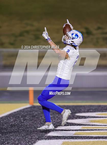 Thumbnail 3 in Lampasas vs. Dumas (UIL Football 4A Area Playoff) photogallery.