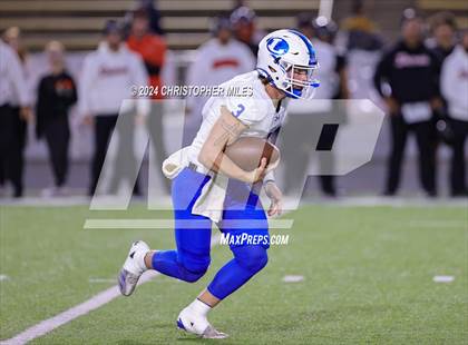 Thumbnail 3 in Lampasas vs. Dumas (UIL Football 4A Area Playoff) photogallery.