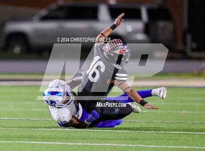 Thumbnail 1 in Lampasas vs. Dumas (UIL Football 4A Area Playoff) photogallery.