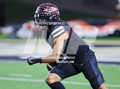 Thumbnail 3 in Lampasas vs. Dumas (UIL Football 4A Area Playoff) photogallery.