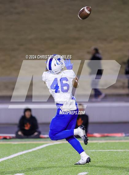 Thumbnail 2 in Lampasas vs. Dumas (UIL Football 4A Area Playoff) photogallery.