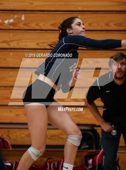 Thumbnail 1 in Carlmont vs. St. Francis (Stockton Classic) photogallery.