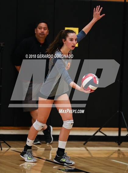 Thumbnail 1 in Carlmont vs. St. Francis (Stockton Classic) photogallery.