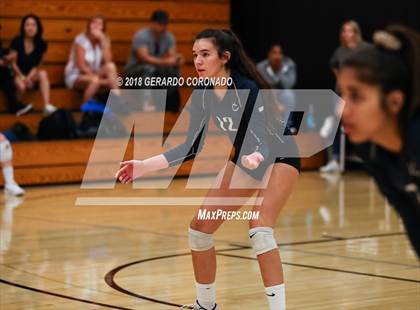 Thumbnail 1 in Carlmont vs. St. Francis (Stockton Classic) photogallery.
