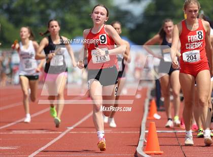 Thumbnail 2 in PIAA State Track and Field Championships photogallery.