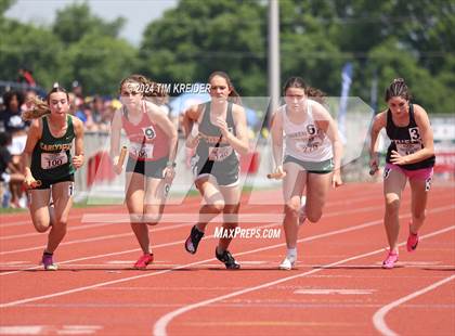 Thumbnail 2 in PIAA State Track and Field Championships photogallery.