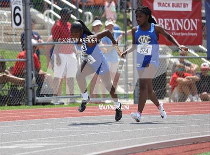 Thumbnail 3 in PIAA State Track and Field Championships photogallery.