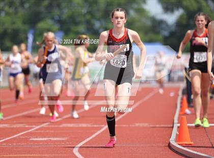 Thumbnail 1 in PIAA State Track and Field Championships photogallery.