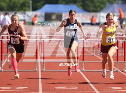 Thumbnail 1 in PIAA State Track and Field Championships photogallery.