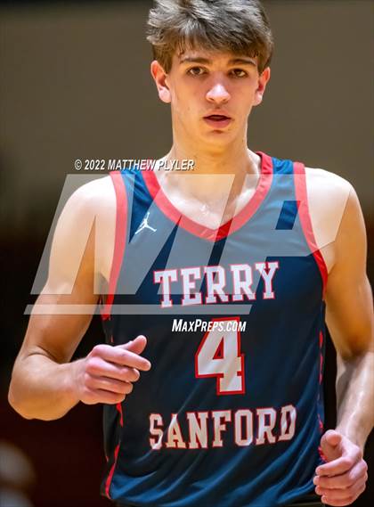 Thumbnail 1 in Terry Sanford @ Westover photogallery.