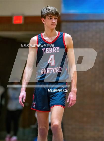 Thumbnail 2 in Terry Sanford @ Westover photogallery.