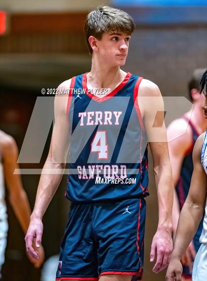 Thumbnail 2 in Terry Sanford @ Westover photogallery.