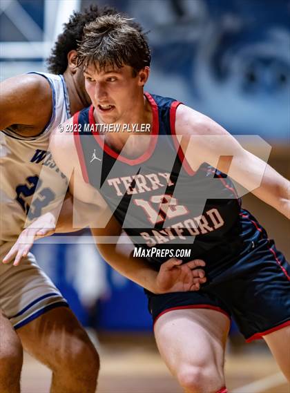 Thumbnail 2 in Terry Sanford @ Westover photogallery.