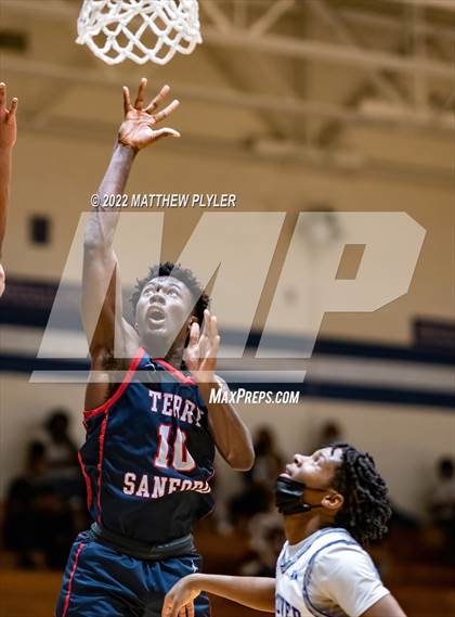 Thumbnail 3 in Terry Sanford @ Westover photogallery.