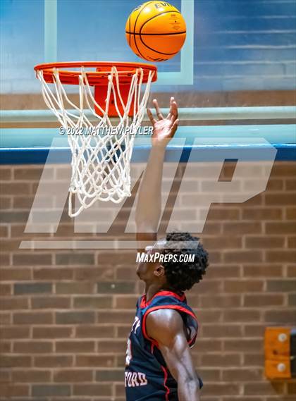Thumbnail 1 in Terry Sanford @ Westover photogallery.